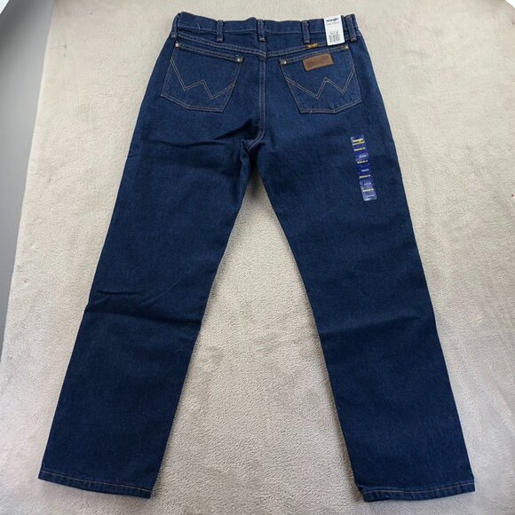 NWT Wrangler Mens 33x30 Relaxed Fit Straight Leg Blue Denim Classic Casual - Picture 15 of 15